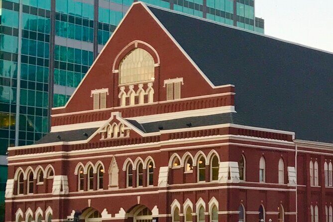 Private Small Group Nashville Food & Sightseeing Tour - What to Expect From This Tour