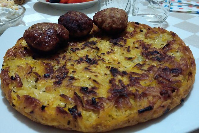 Private Sofia Night Tour with Bulgarian Folklore & Dinner - Who Is This Tour Best For?