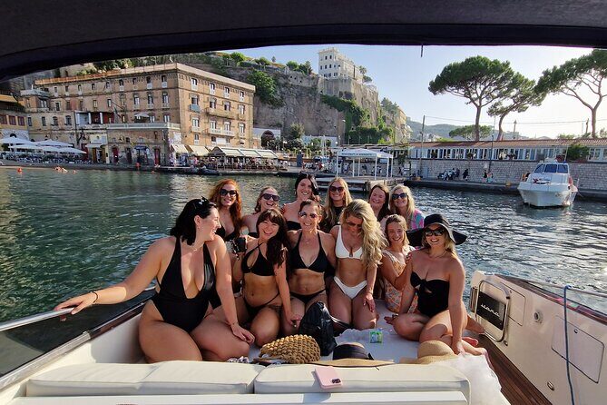 Private Sorrento Sunset Cruise with Prosecco, Spritz & Limoncello - Who Is This Tour Best For?