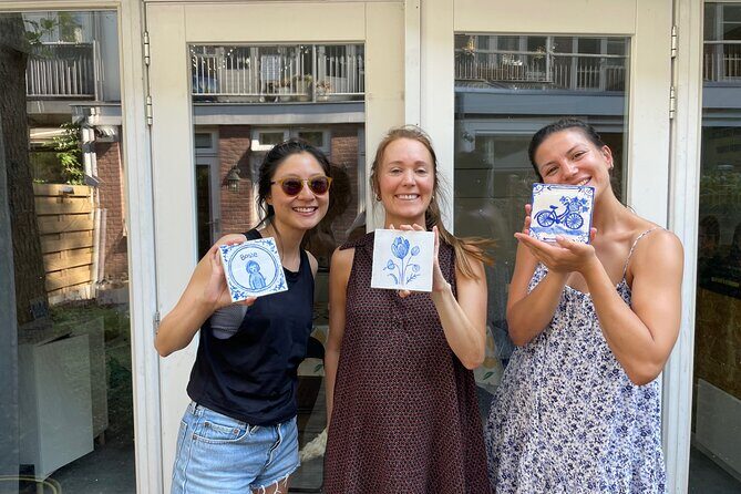 Private Souvenir Creation in Dutch Delft Blue from Netherlands - An In-Depth Look at the Delft Blue Souvenir Workshop