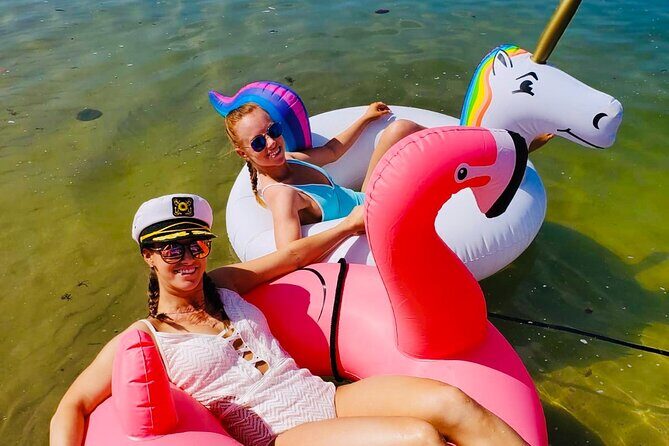 Private + Spacious Boat in For Lauderdale, can hold up to 21 ppl - The Practicalities