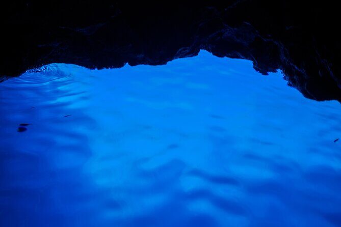 Private Speed Boat Tour to Blue Cave & Pakleni islands - An Honest Look at the Experience