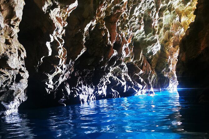 Private Speedboat tour to Sakarun Bay and Golubinka cave - Practical Tips for Your Trip