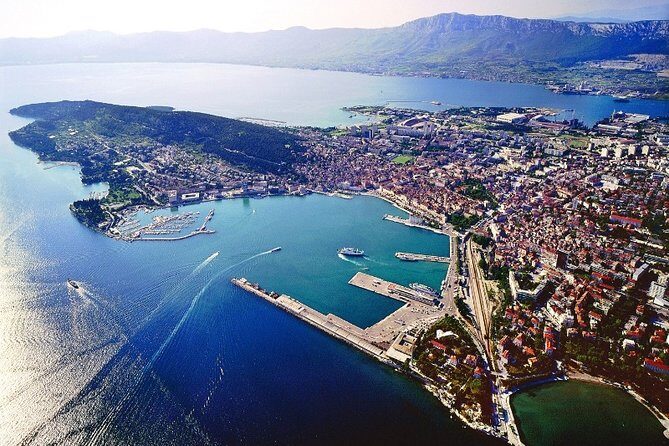 Private Split Walking tour with a Photo session - Walk Through the Itinerary