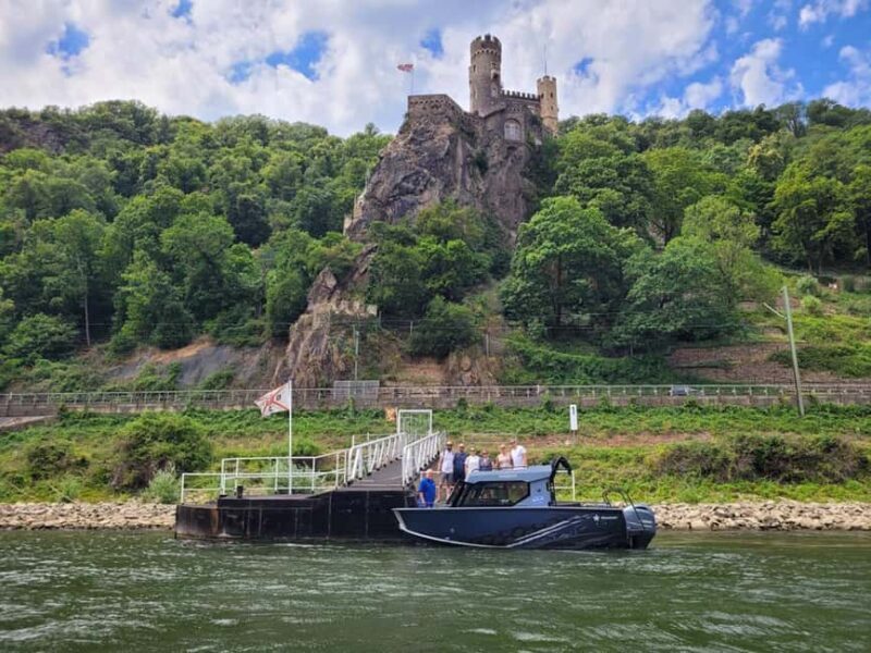 Private sports boat experience on the Rhine and, if you wish, with a castle visit - The Itinerary—What to Expect
