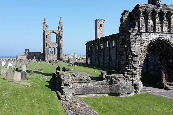 Private St Andrews, Dunfermline and Fife Day Tour from Edinburgh - FAQ