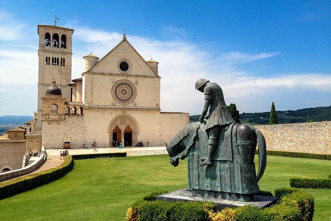 Private St. Francis Basilica of Assisi and City Walking Tour - Who Should Consider This Tour?