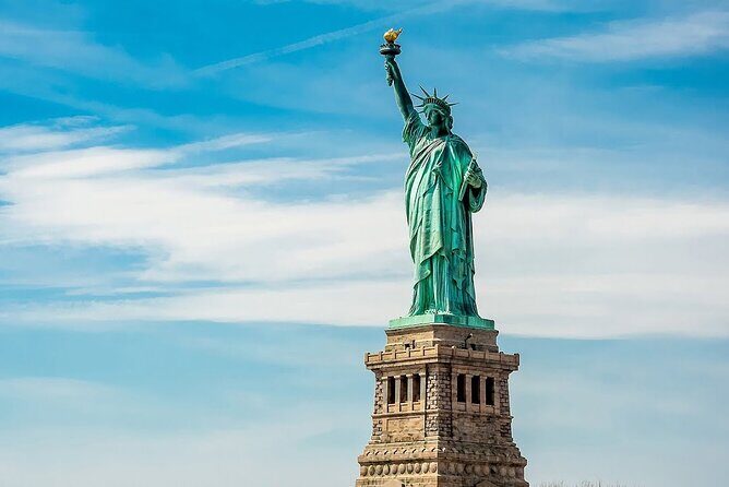 Private Statue of Liberty and Ellis Island Tour - Exploring the Private Statue of Liberty and Ellis Island Tour: An Honest Look