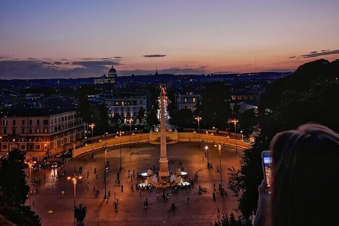 Private Stroll of the Artists in Rome: Best Squares & Fountains Tour - Key Points