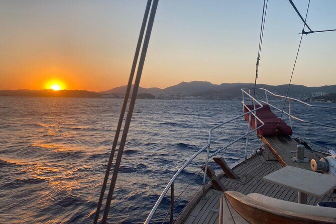 Private Sunset Boat Tour in Bodrum With Dinner - An In-Depth Look at the Experience