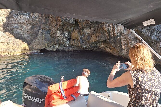 Private Sunset Boat Tour Visit to Dubrovnik with Drinks Included - FAQ