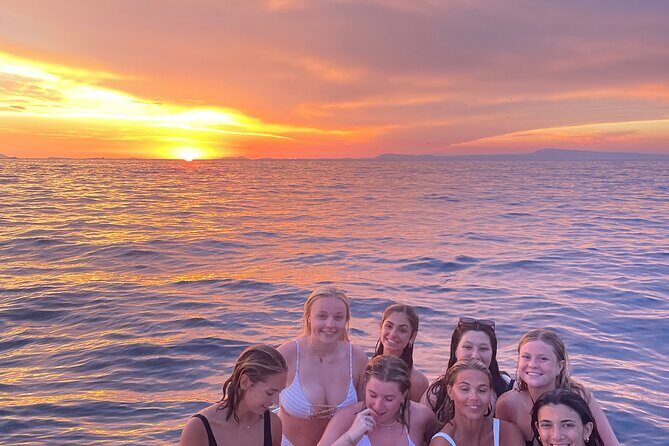 Private Sunset Boat Tour with Prosecco from Sorrento - A Closer Look at the Experience