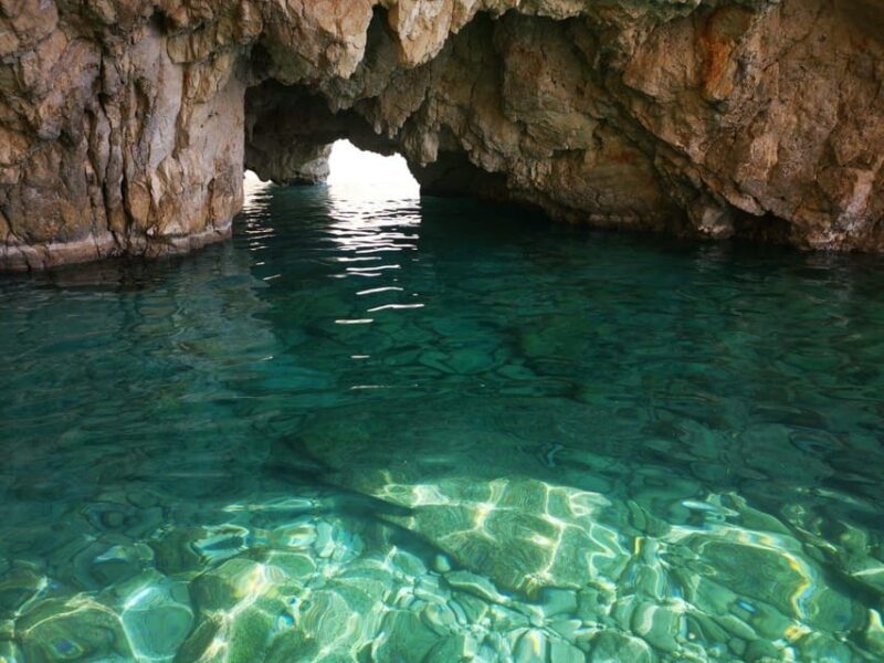 Private Sunset Cruise at Mizithres - Key Points