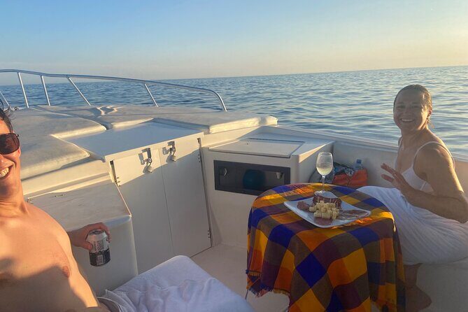 Private Sunset Cruise in San Jose del Cabo Appetizers,open bar - The Practical Details