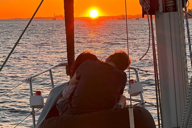 Private Sunset Sailing Boat Tour in Lisbon - Who Is This Tour Best Suited For?