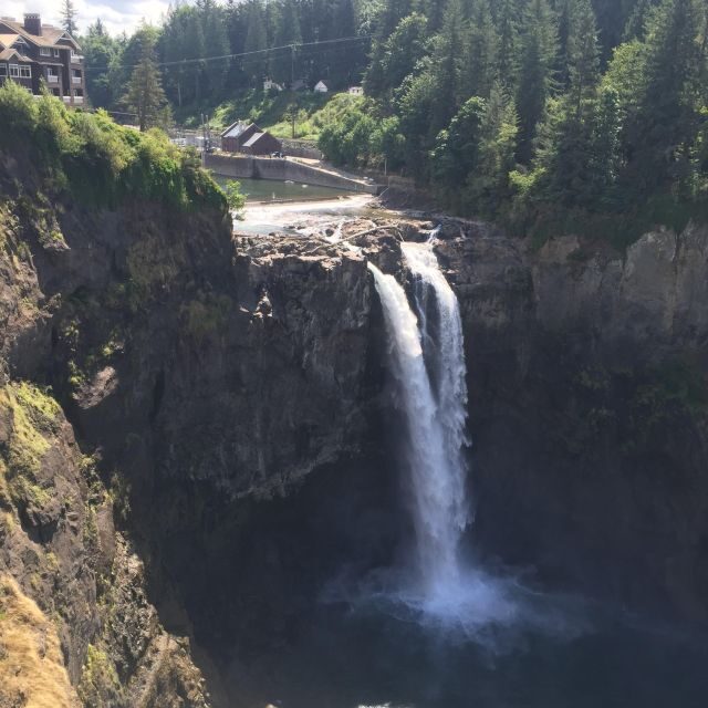 Private SUV Snoqualmie Falls Tour - The Experience in Detail