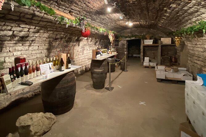 Private tasting of Burgundy wines in Saint Bris Le Vineux - The Location and Heritage of Saint Bris Le Vineux