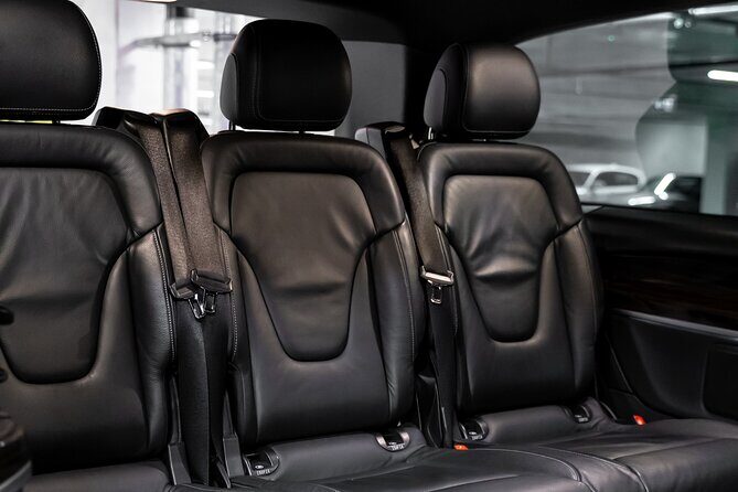 Private Taxi Airport Transfer to or from Schiphol Airport (AMS) - FAQ