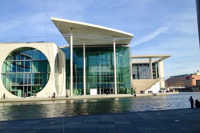 Private Taxi Tour of Berlin East and West and Neighbourhood approx. 4-6h - Final thoughts