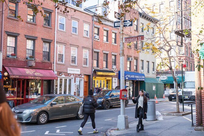 Private Taylor Swift Hotspots Walking Tour - Who Would Love This Tour?