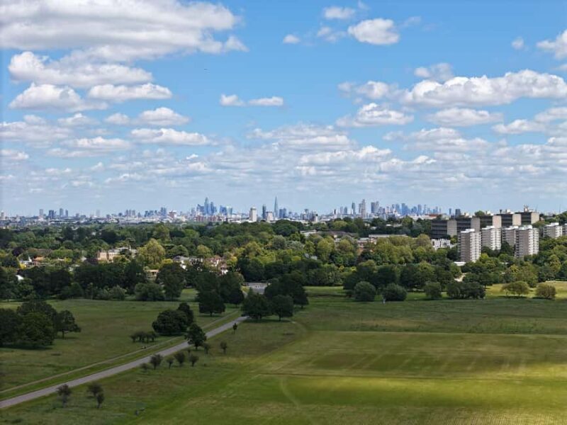 Private Ted Lasso Filming Locations Tour - Key Points