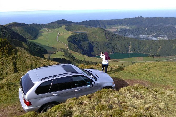 Private Tour 1-4 people Full Day Sete Cidades & Lagoa do Fogo - Key Points