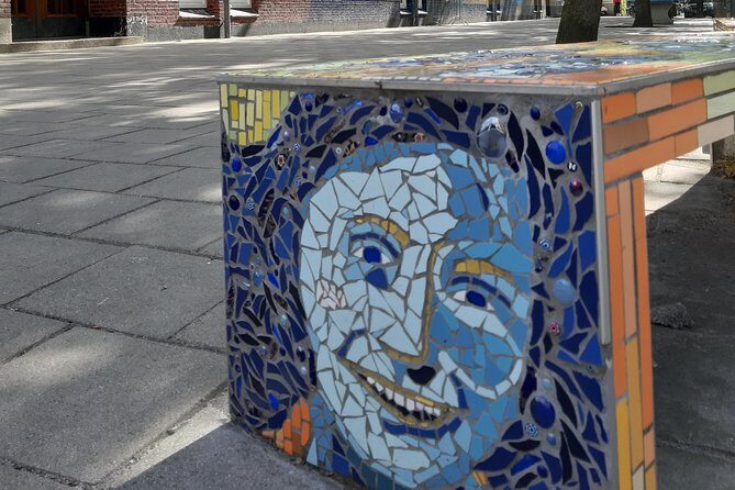 Private Tour: Anne Frank Walking Tour of Amsterdam - Who Is This Tour Best For?