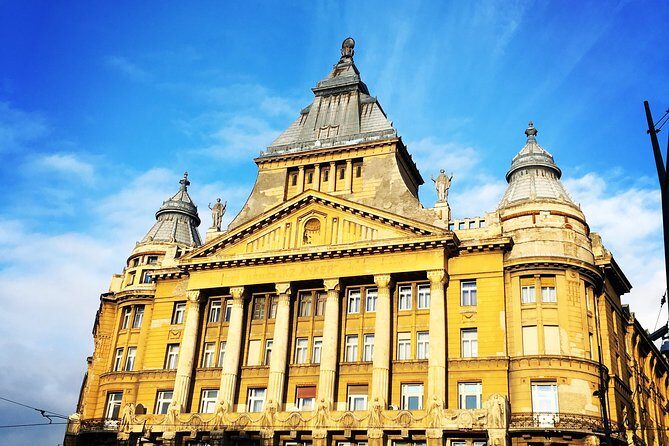 Private Tour Around Budapest - Practical Details