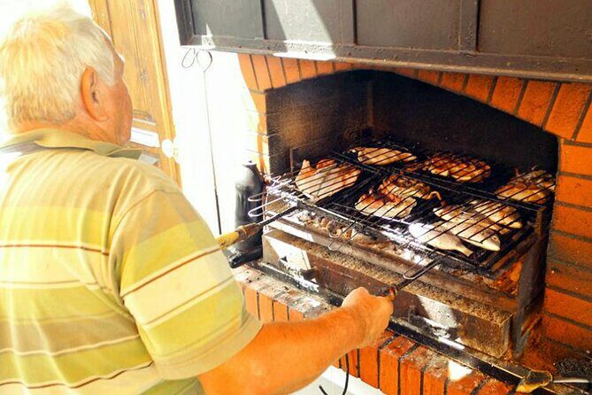 Private Tour: Arrábida Natural Park and Sesimbra Day Trip from Lisbon - The Practical Side: Transportation, Price, and Logistics