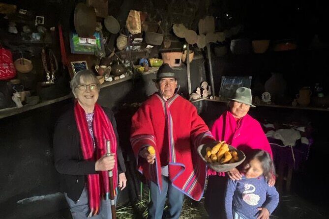 Private tour at Cotopaxi and Quilotoa one day include paint class - Practical Tips for Travelers