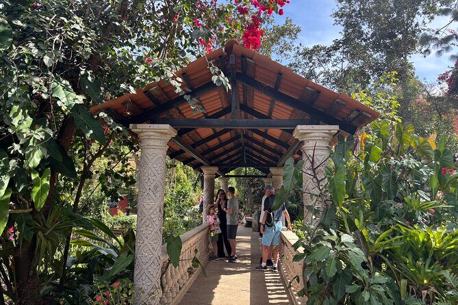 Private Tour: Botanical Garden, Petroglyphs & Mexican Food - Key Points