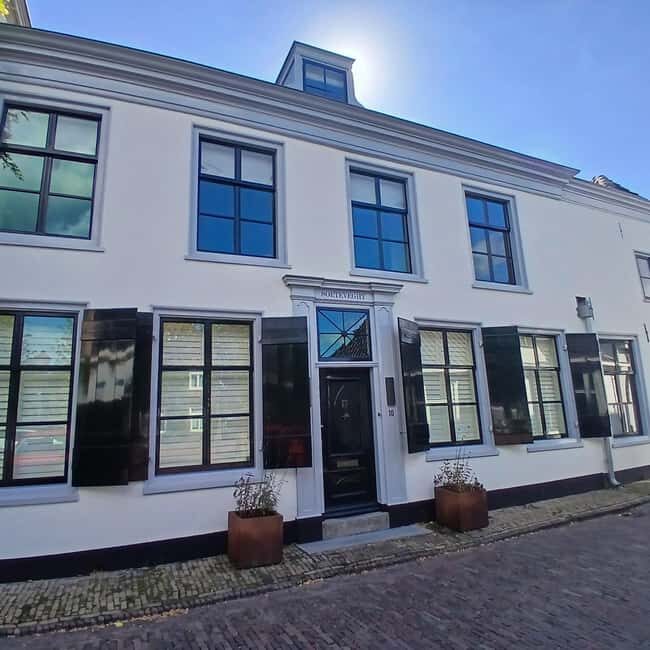 Private tour by car and official tour guide to Weesp and Loenen aan de Vecht - Why This Tour Stands Out