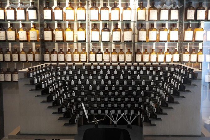 Private tour by private car: Grasse, Cannes, Antibes - FAQ