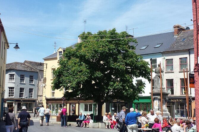 Private Tour: Classic Cork Tour visiting Blarney Castle & Kinsale - FAQ