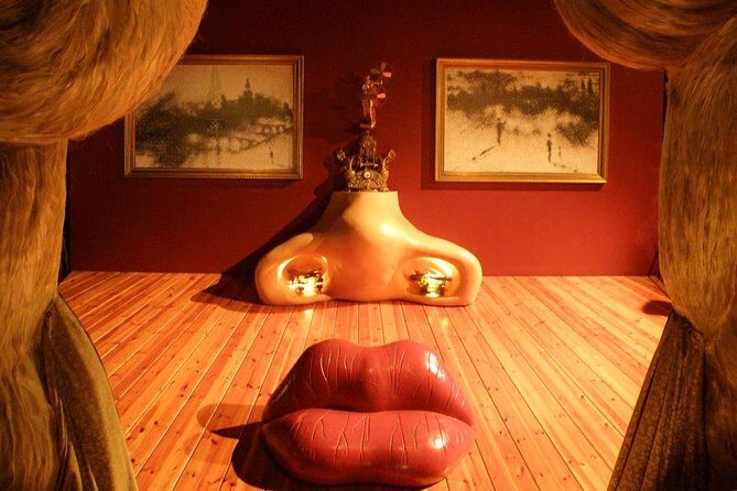 Private tour: Dali Museum in Figueres and Púbol Tour with Hotel pick-up - FAQs
