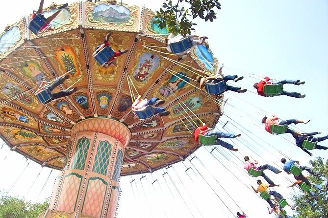 Private Tour: Discover Six Flags, Mexico´s best amusement park - What to Expect from the Tour