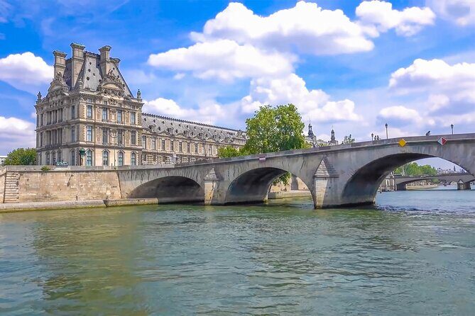 Private Tour, Eiffel Tower Lunch, Summit & Seine Cruise Options - A Close Look at the Experience