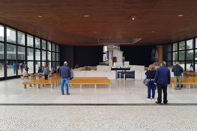 Private Tour Fátima - Nazaré - Batalha - Óbidos - The Medieval Village of Óbidos: A Step Back in Time