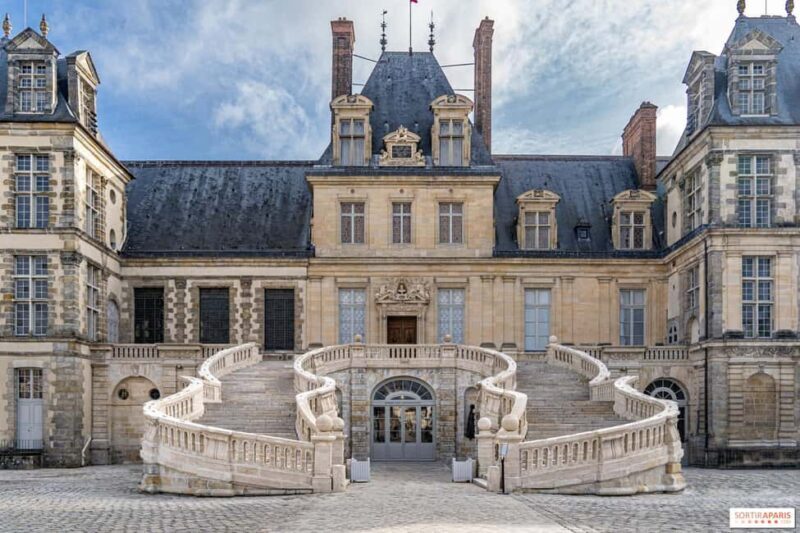Private Tour Fontainebleau & Vaux-le-Vicomte from Paris - Key Points
