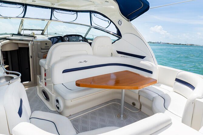 Private tour for 12 people on a 40 ft Yacht, Ft Lauderdale bay - The Sum Up