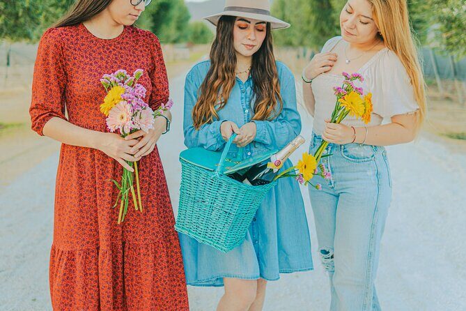 Private tour Freixenet Winery & Peña de Bernal - FAQs