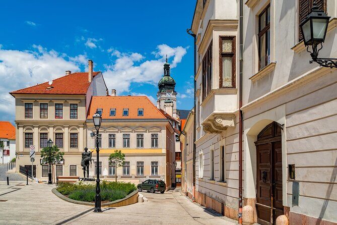 Private Tour from Budapest to Prague Sightseeing - Bratislava Old Town: Medieval Charm and a Panoramic Castle
