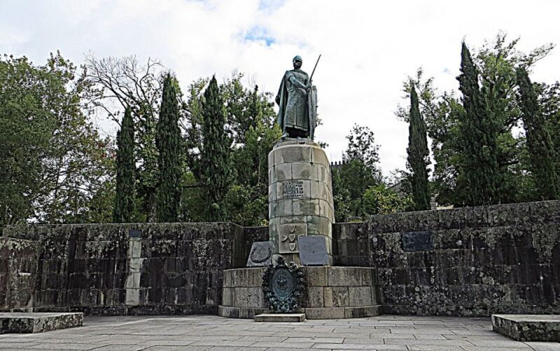 Private Tour From Porto: Guimarães and Braga with Lunch - An Overview of the Tour Experience