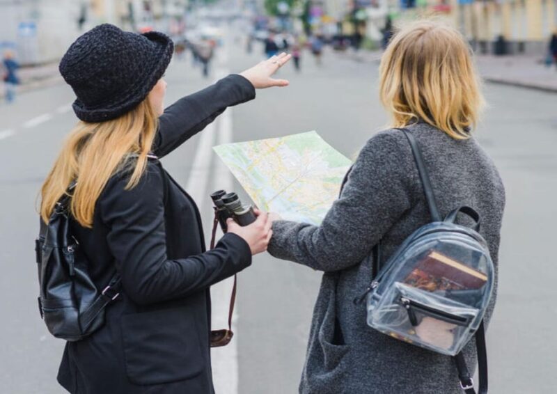 Private Tour Girona & Shopping - Key Points