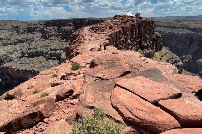 Private Tour: Grand Canyon and Hoover Dam from Las Vegas - The Guides and the Experience