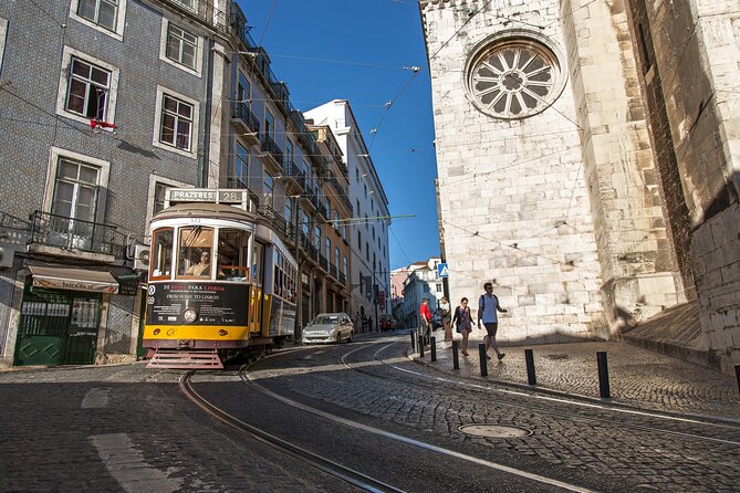 Lisbon Highlights - Private Tour with Van and Local Guide - Is This Tour Worth the Money?