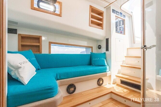 Private tour in Premium Yacht from Sorrento to Capri and Positano - Key Points