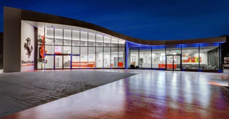 Private tour in the Ferrari world - 2 Test Drives included - Key Points