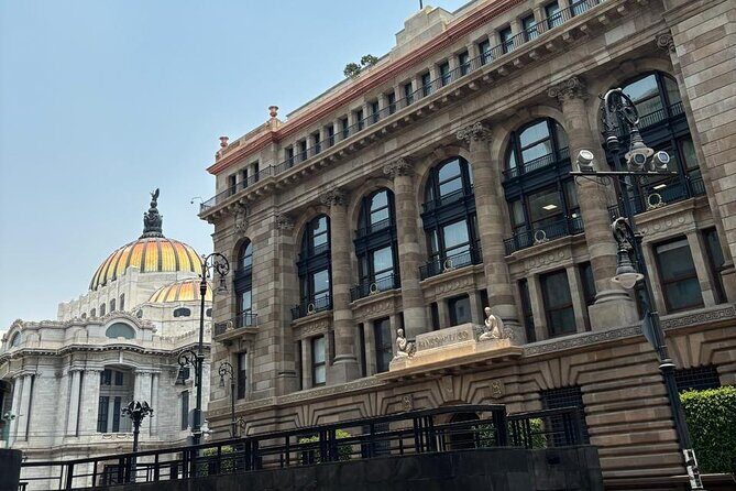 Private Tour in the Historic Center of CDMX and Chapultepec - Discover Mexico City’s Historic Heart and Chapultepec Castle: A Detailed Look at This Private Tour