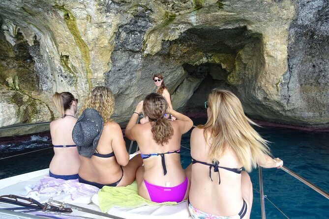 Private Tour of 4 hours at Sunset through the coves of Mallorca - Key Points